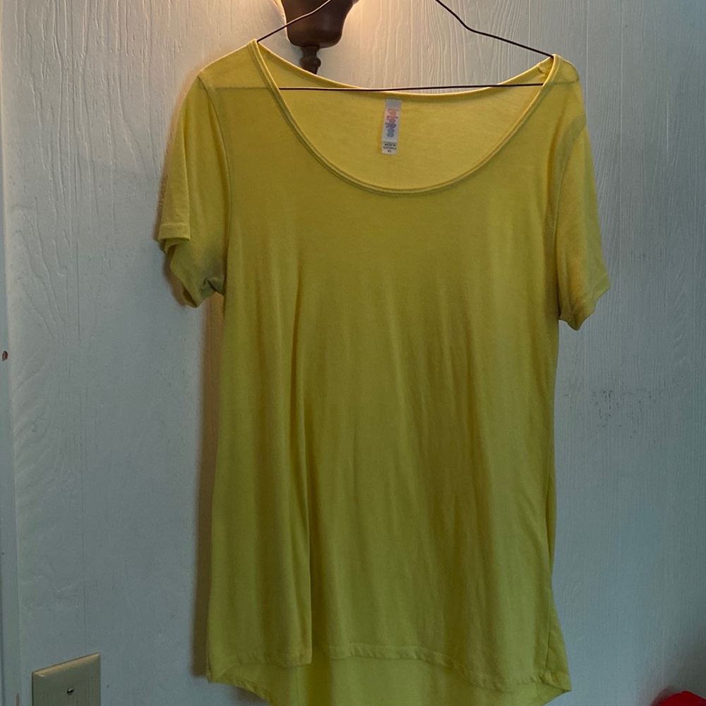 Lularoe shirt